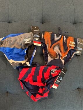 Youth Speedo Endurance+ Swim Briefs Bundle of 3 NEW waist 22 competitive Euro